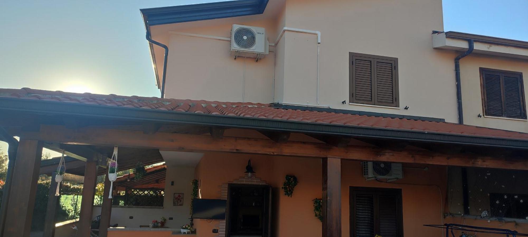 Villetta Aurora Villaggio Porto Ada A 2 Passi Dal Mare Pizzo  Exterior photo